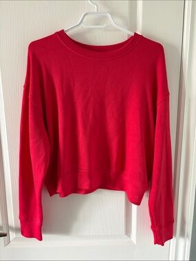 Danskin Red Crewneck cropped light sweater